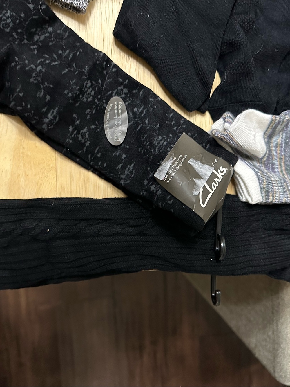 Clarks and Bass women’s Assorted Socks Pack - Black, Gray, Blue, Multicolor - Picture 7 of 8